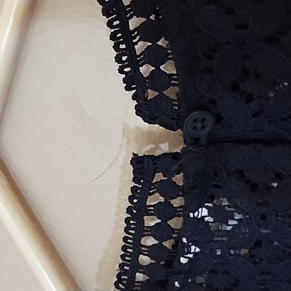 Gap Gorgeous Navy Lace Blouse W/Built In Removable Tank, Small - Picture 9 of 13